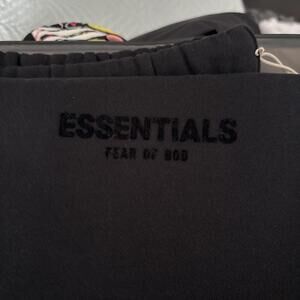 Essentials Limo Black Sweat Pants Xl NWT Xl